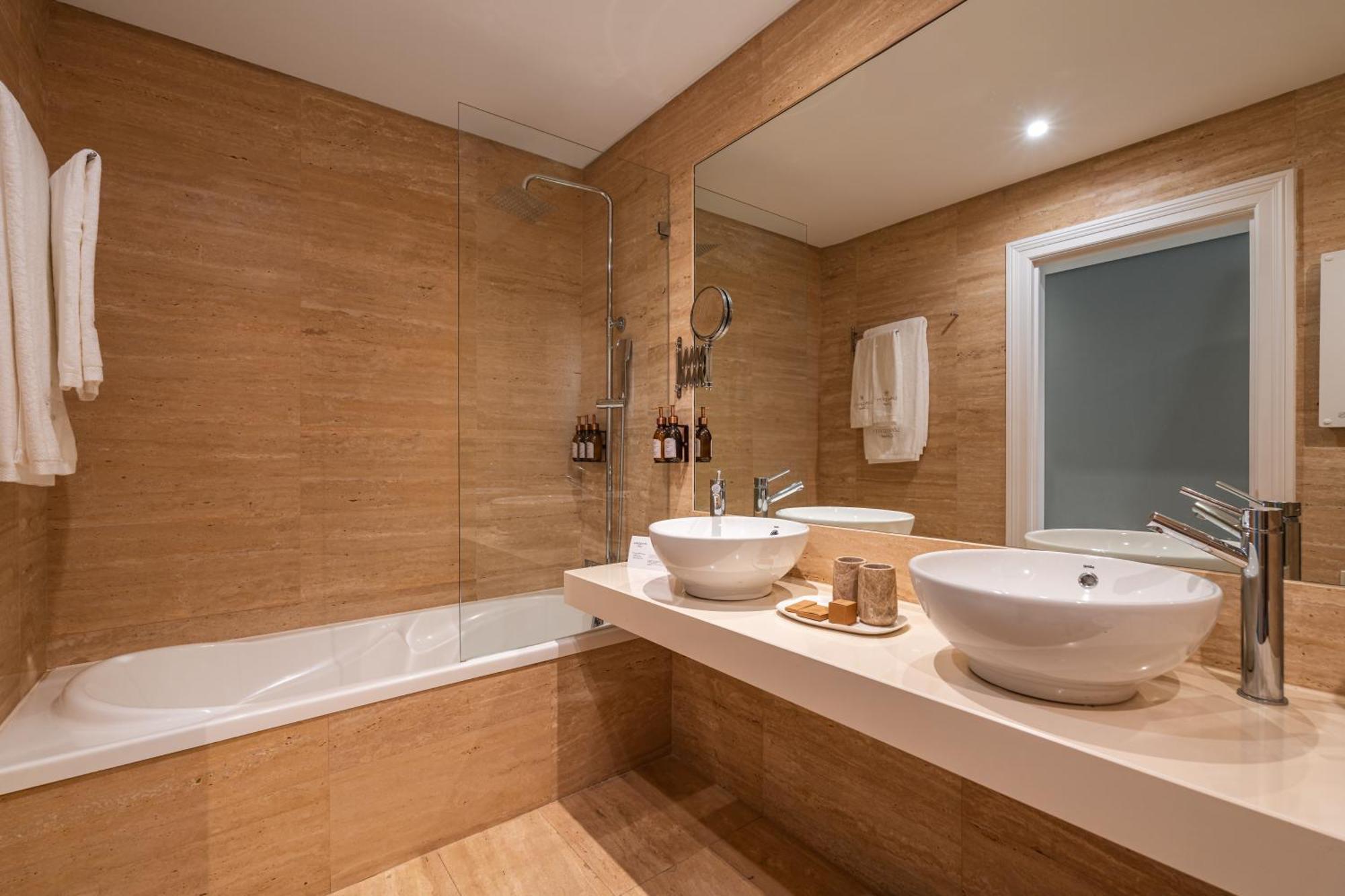 Deluxe Double Room Balcony Sea View Spa Access